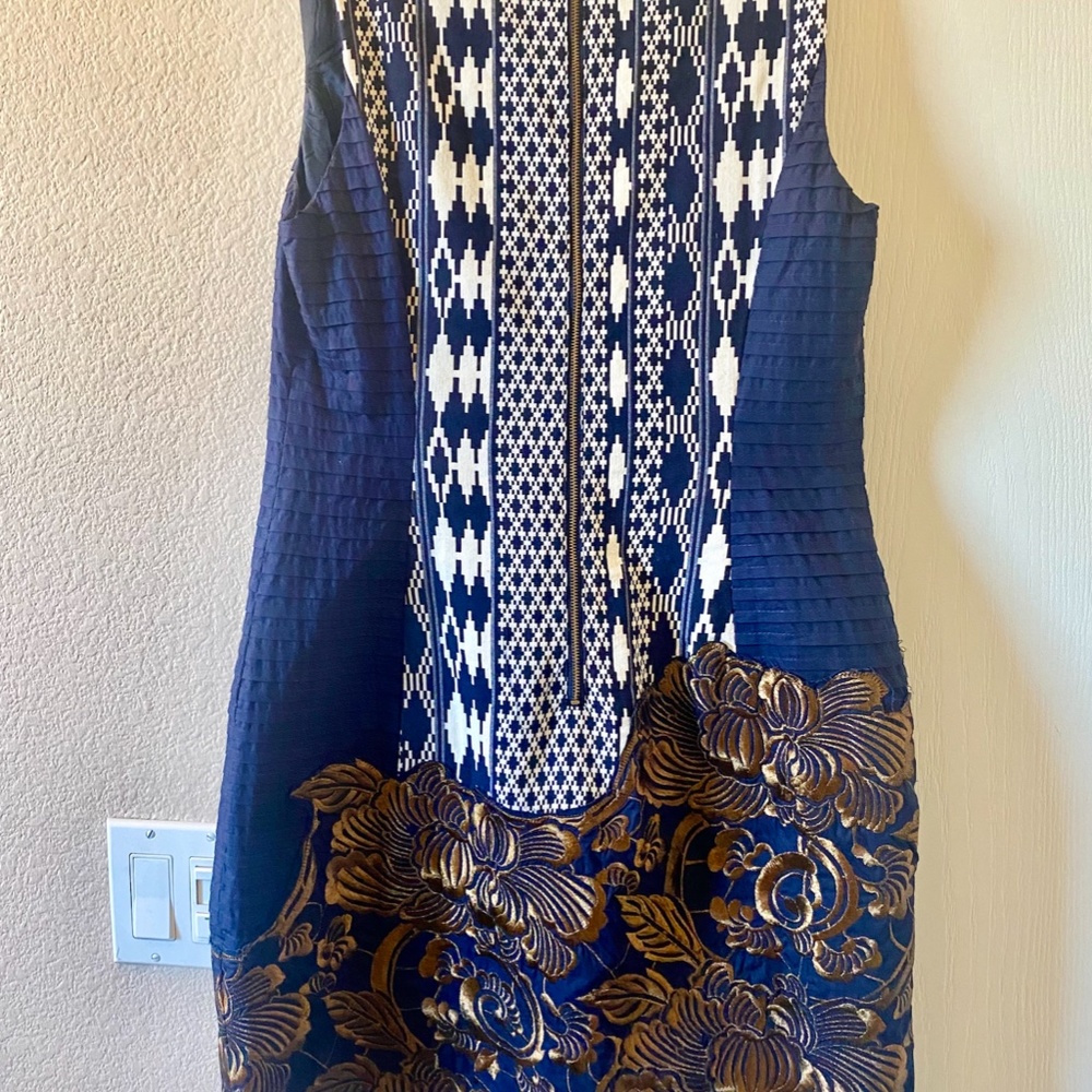 Stunning Anthropologie Floreat embroidered dress, blue and gold - Picture 4 of 5